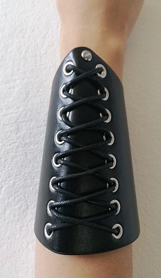 Bratara tip corset (JHN/B800/124)