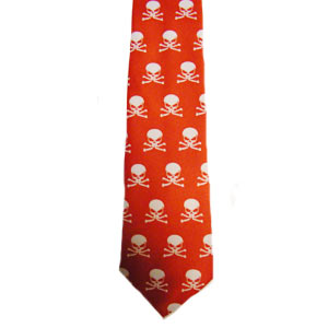 Cravata ingusta UK rosie cu cranii pirat albe