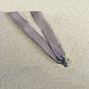Panglica gri pt. medalioane (cu inchizatoare din argint) Z100-04 ribbon with silver clasp