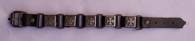Bratara cu segmente cu cruce de fier (iron cross) patrata (JHN/B700/8)