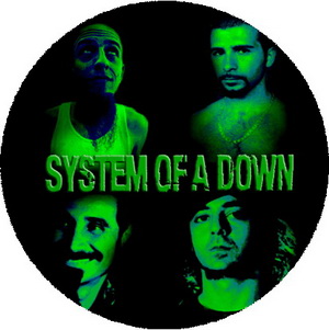 Insigna 3,7 cm SYSTEM OF A DOWN: Band Green (B37-0205)