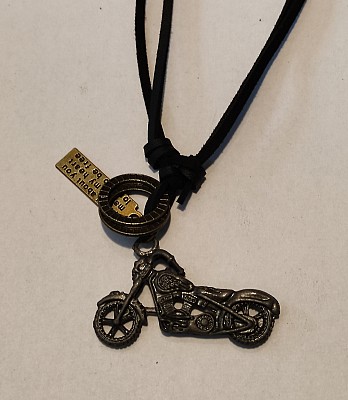 Medalion Native Art Motorcycle gri