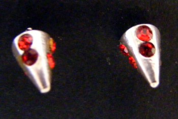 O521 Cercei de argint spike cu pietricele rosii