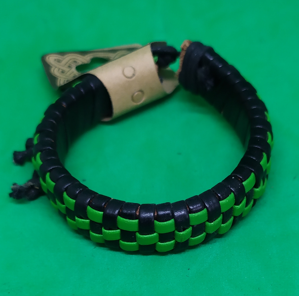 Bratara impletita verde-negru (mega-reducere)