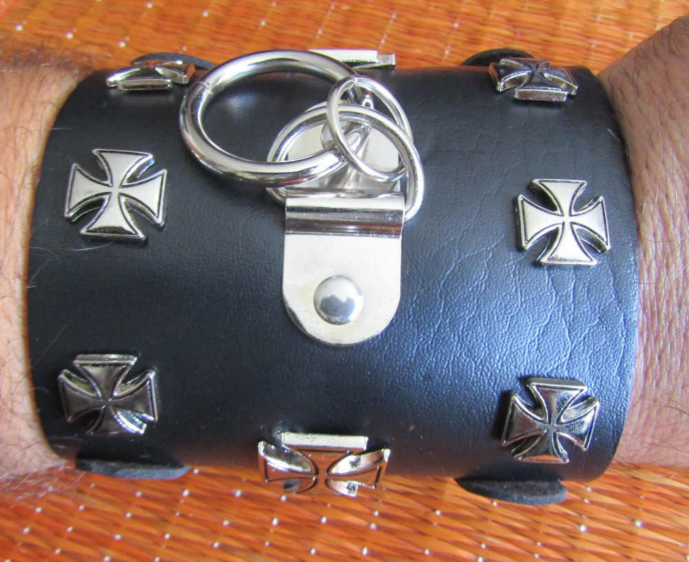 Bratara lata imitatie de piele Iron Cross si veriga