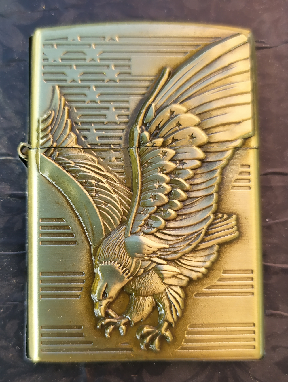 Bricheta aurie tip Zippo Vultur nr 3