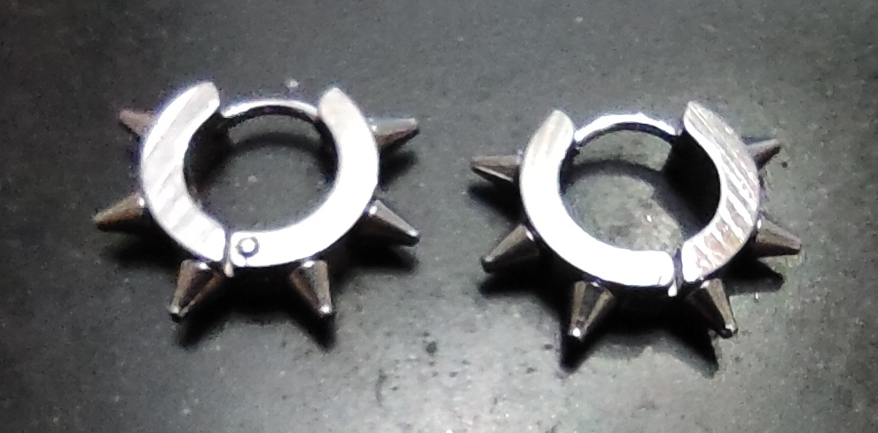 Cercei argintii de inox 6 spikes (JHN)