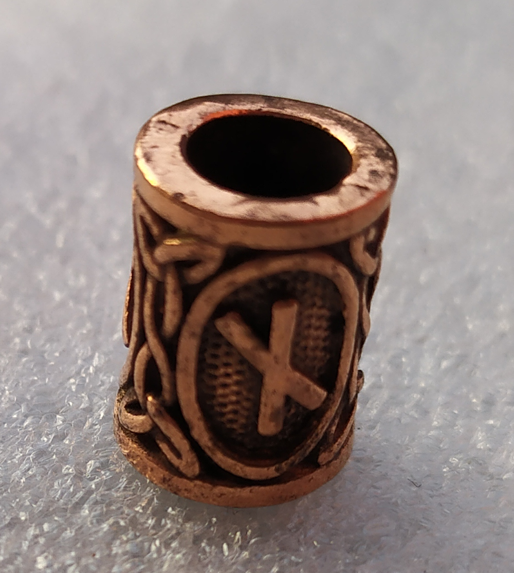 Inel caramiziu pentru barba sau par Viking Rune model Nauthiz (Necessity)