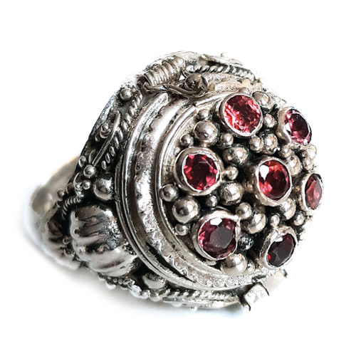 R167G Inel de argint si granate cu deschidere - Silver Box