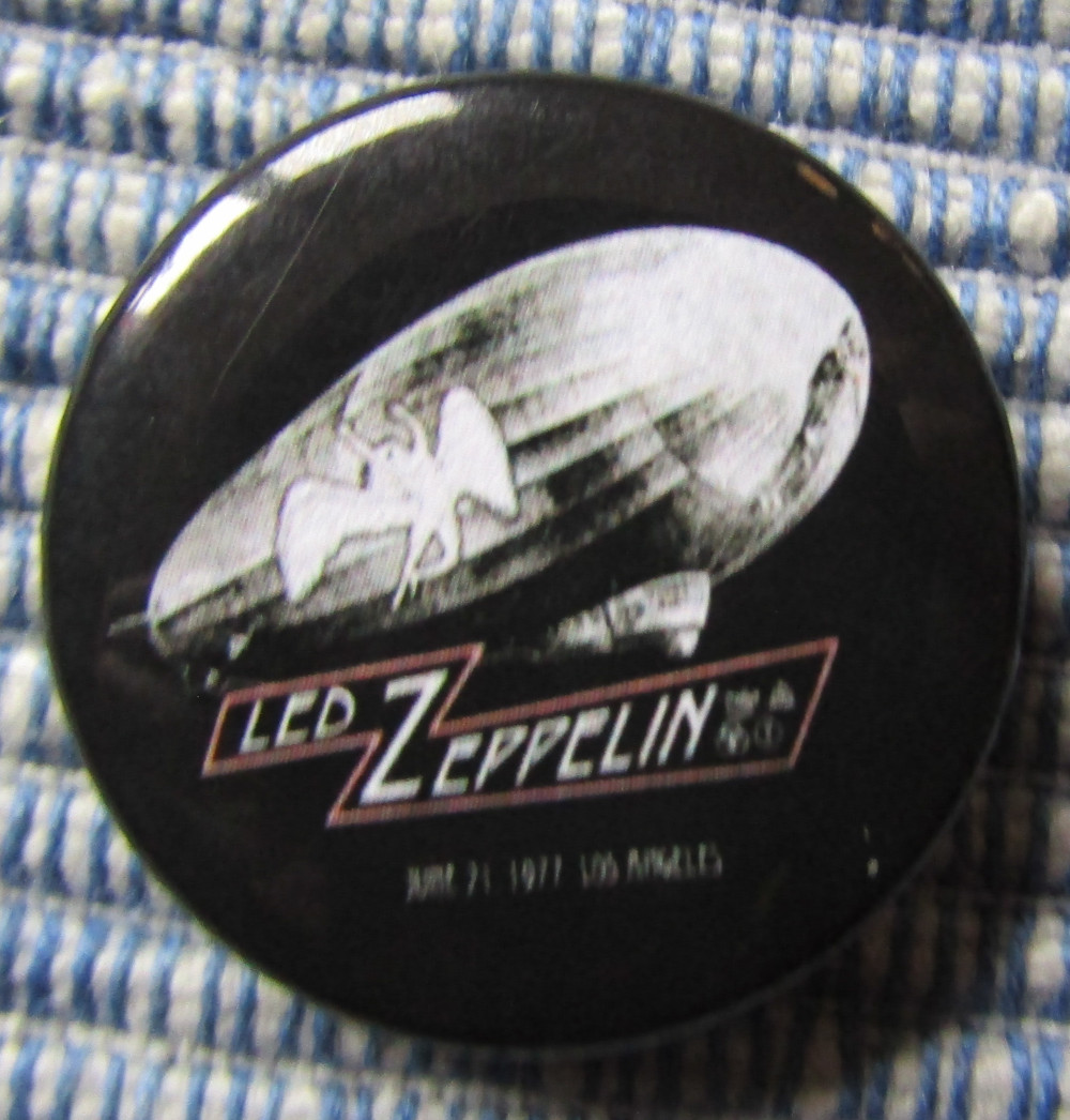 Insigna 2,5 cm LED ZEPPELIN Logo (I-SHK)