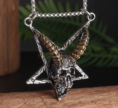 Medalion Goat Skull with Horns (JBG)