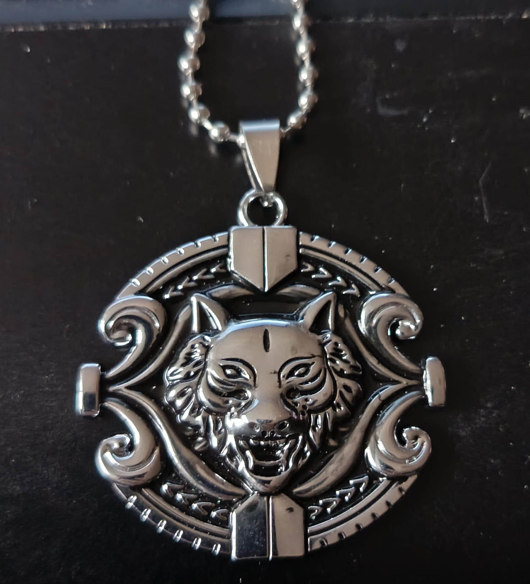 Medalion inox rotund WOLF (Lup) (colectia Motorbike)