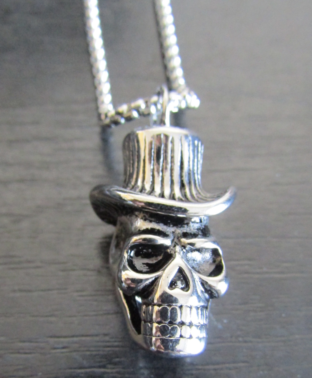 Medalion masiv de inox cu lant Craniu cu joben PRU11