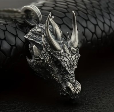 Medalion Three Horn Dragon Head (JBG)
