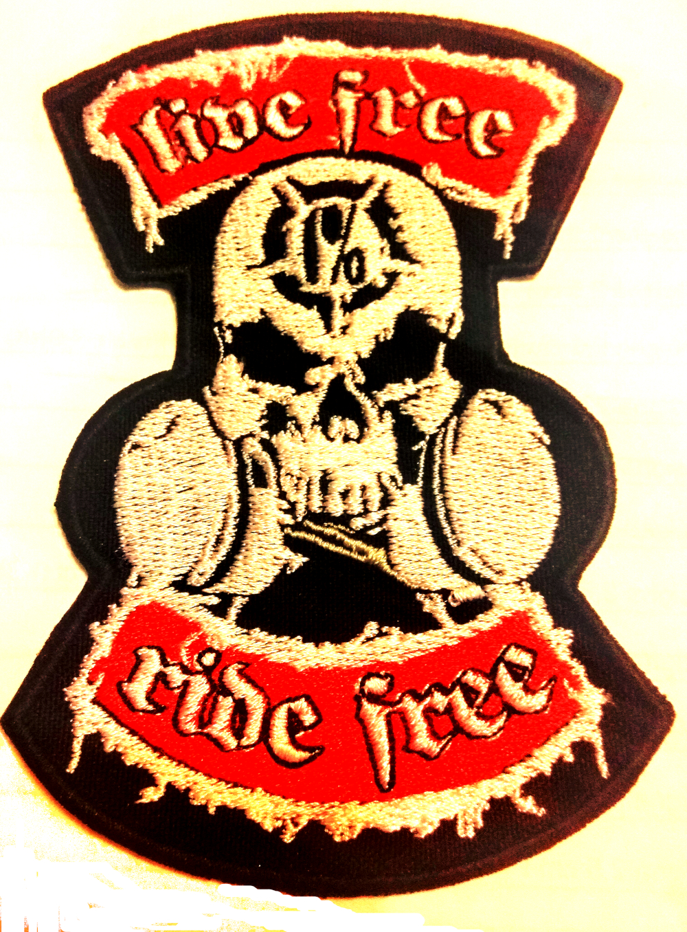Patch 1% Live Free (patch brodat) (P-SHK)