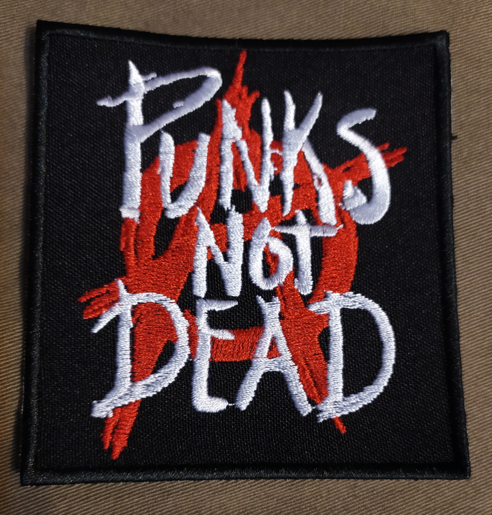 Patch PUNKS NOT DEAD/ANARCHY (patch brodat) (P-SHK)