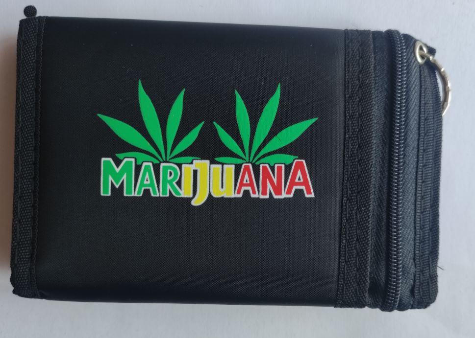 Portofel cu lant Marijuana color (JHN)