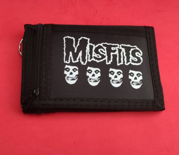 Portofel cu lant MISFITS (JHN)