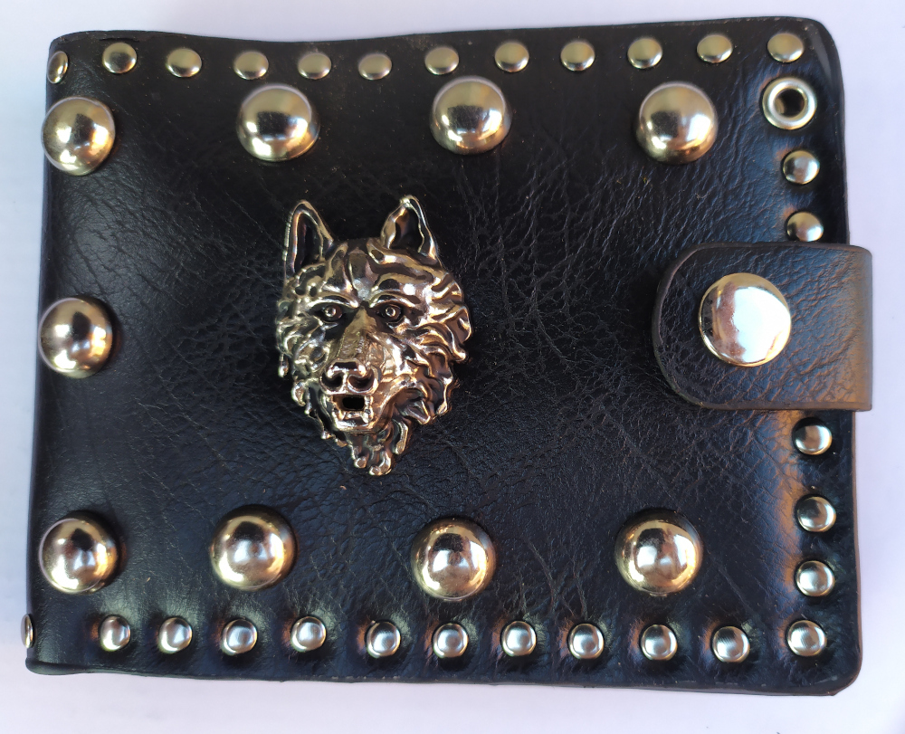 Portofel de piele cu lant Lup in relief (JHN)