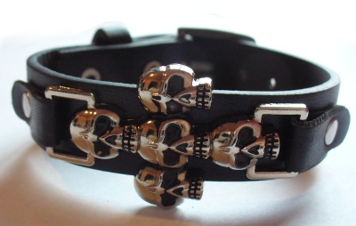 Bratara imitatie piele Skulls Factory Skulls Cross