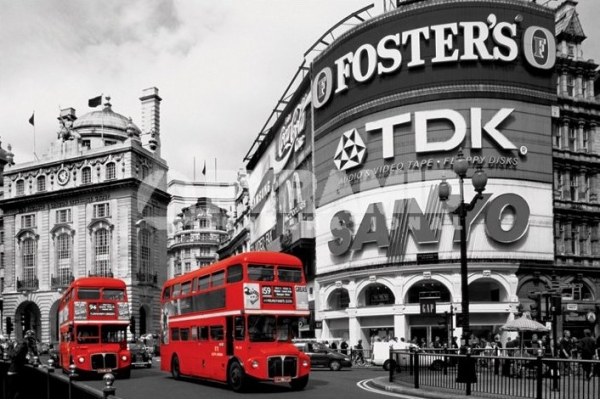 PICCADILLY CIRCUS (LONDON RED