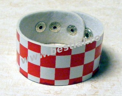 Bratara SKA imitatie piele cu patratele albe si rosii cu capse (JHN)