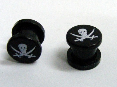 Plug acryl negru Craniu cu sabii 8 mm (CJL)
