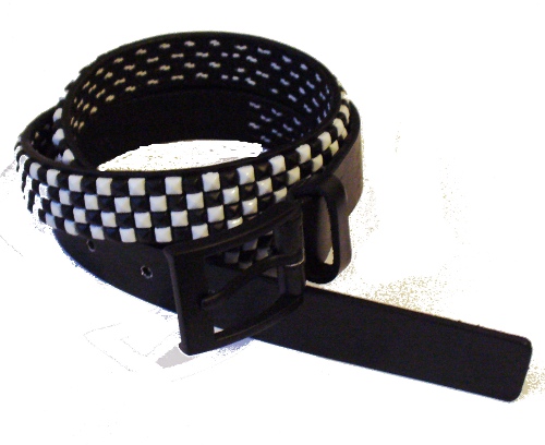Curea SKA imitatie piele cu 4 randuri de piramide mici negre si albe (JHN)
