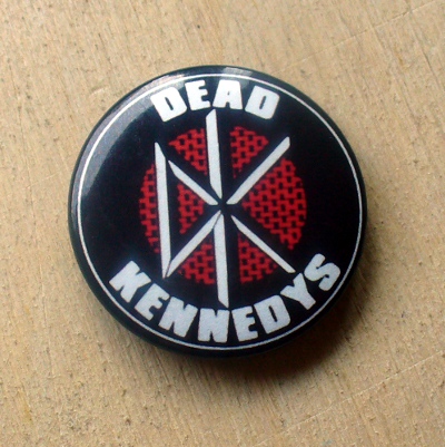Insigna 2,5 cm DEAD KENNEDYS Logo (I-SHK)