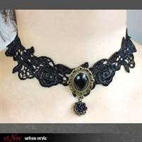 UK4073B Colier Black Beauty Lace