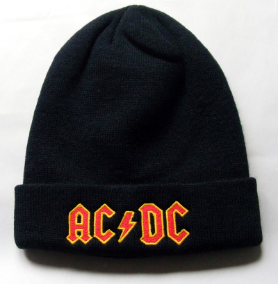 Caciula AC/DC Logo Rosu cu galben (VKG)