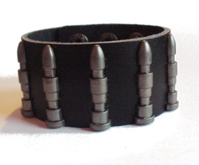 Bratara imitatie piele cu Gloante (JHN)