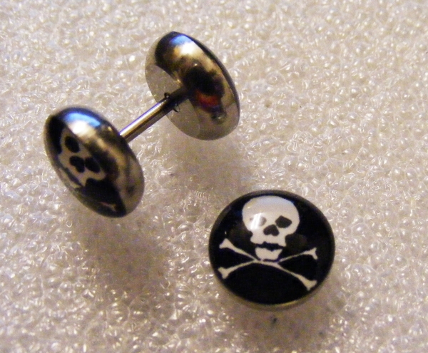 Cercel MAGIC SCREW PLUG MIC CRANIU CU OASE (FTC)