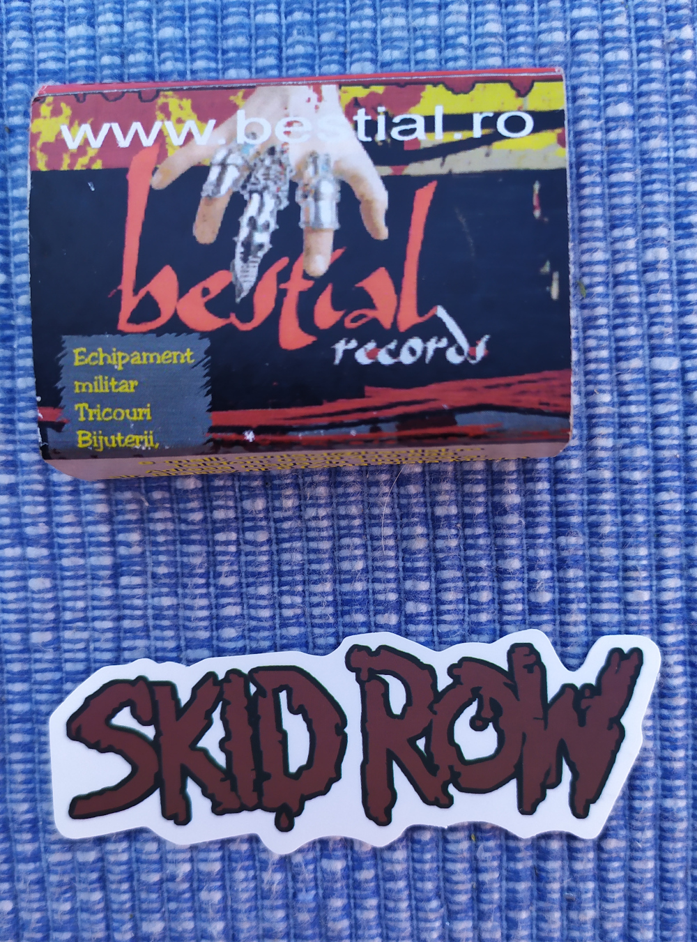 Sticker (abtibild) mic SKID ROW Logo (JBG)