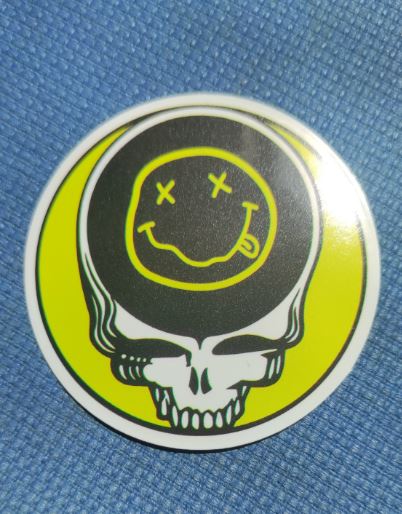 Sticker (abtibild) Nirvana Smiley on Skull (JBG)