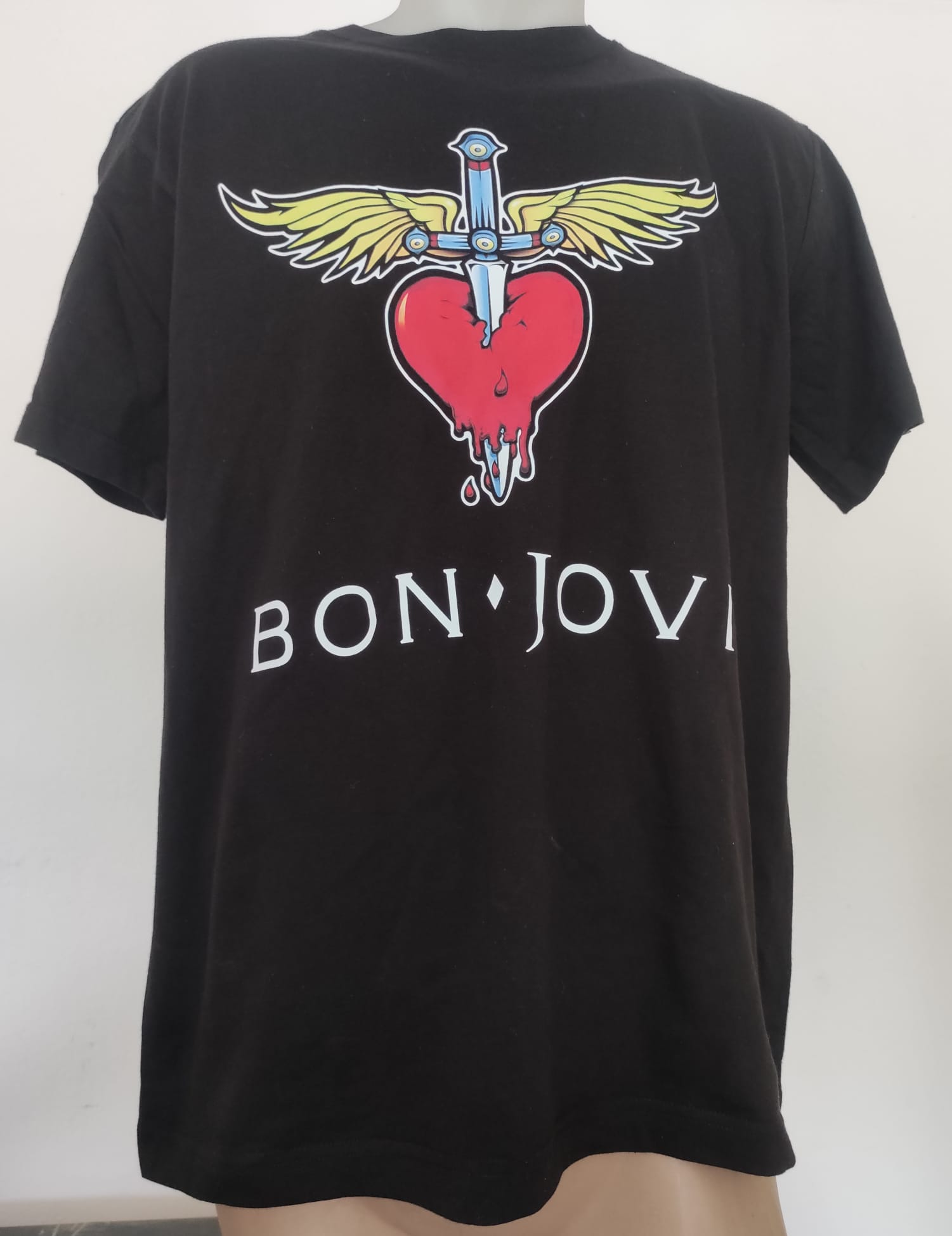 Tricou BON JOVI Heart and Sword (EVT)