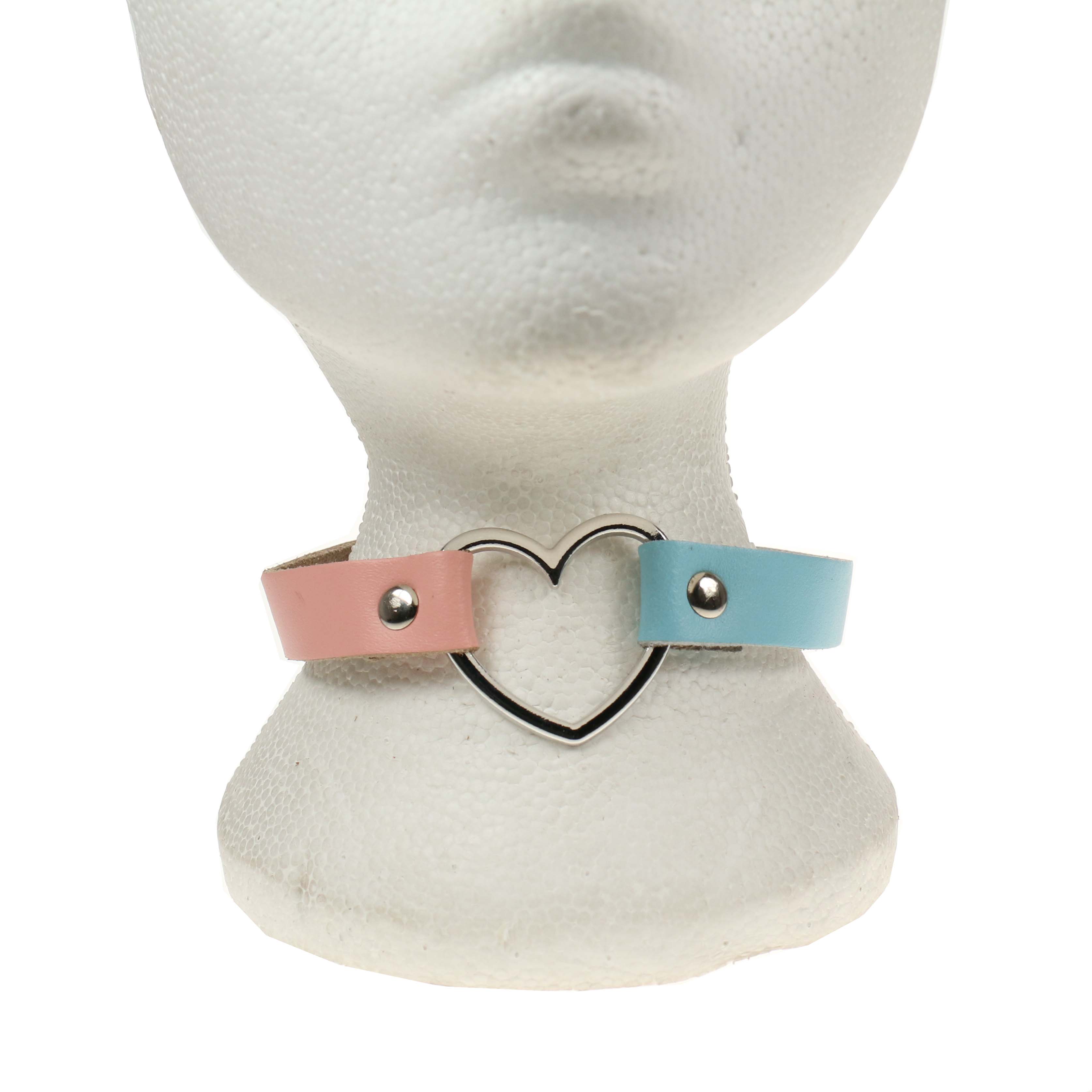 Zgarda (chocker) de piele baby blue si baby pink cu inima NB245o