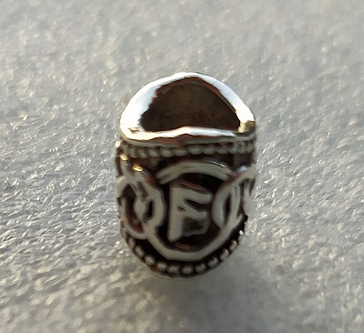 Inel argintiu mic oval pentru barba sau par Viking Rune model Ansuz (Odin)