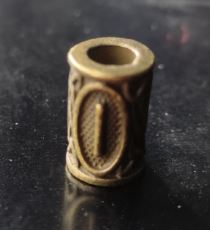 Inel auriu inchis pentru barba sau par Viking Rune model Isa (Ice)