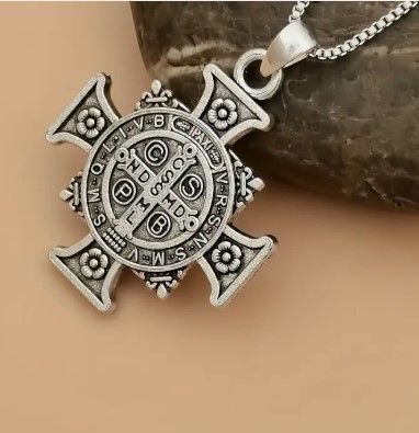 Medalion Sfantul Mihail/Crucea lui Hristos (JBG) Medalion Sfantul Mihail/Crucea lui Hristos (JBG)