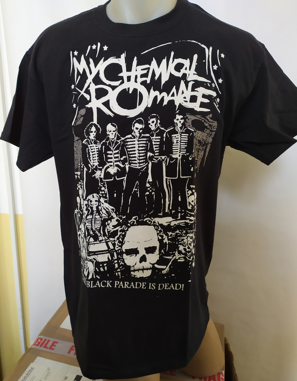 Swamp commit Breaking news Tricou MY CHEMICAL ROMANCE The Black Parade TR/GL - Bestial.ro